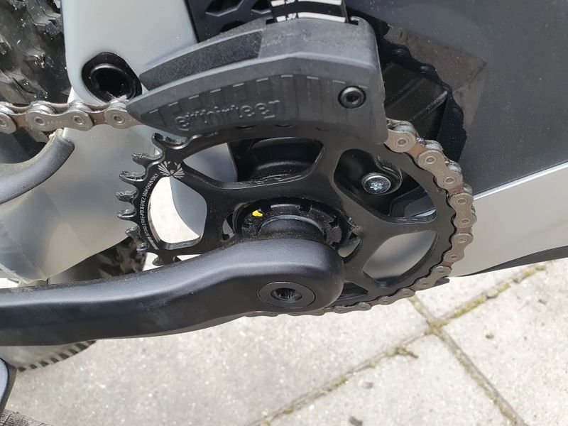 Scott STRIKE eRIDE 920 EVO vel.M model 2025 do října 2027 v záruce výrobce BATERIE 625 Wh