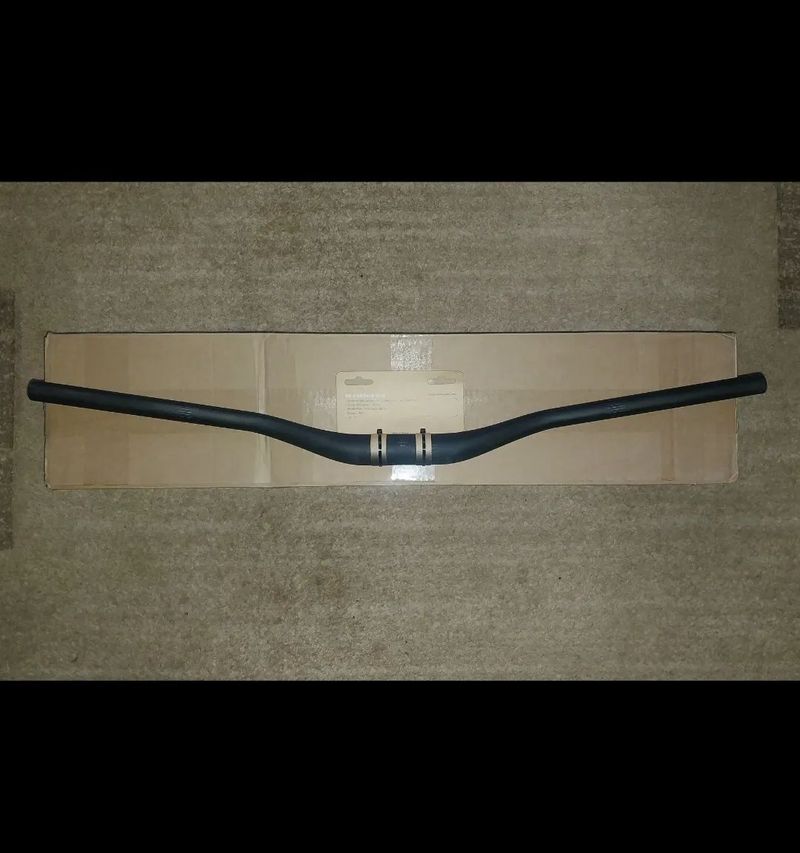 Santa Cruz Riser Carbon - nové 