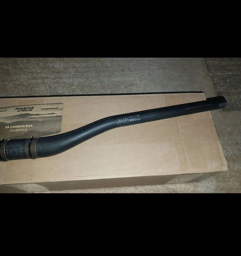 Santa Cruz Riser Carbon - nové 