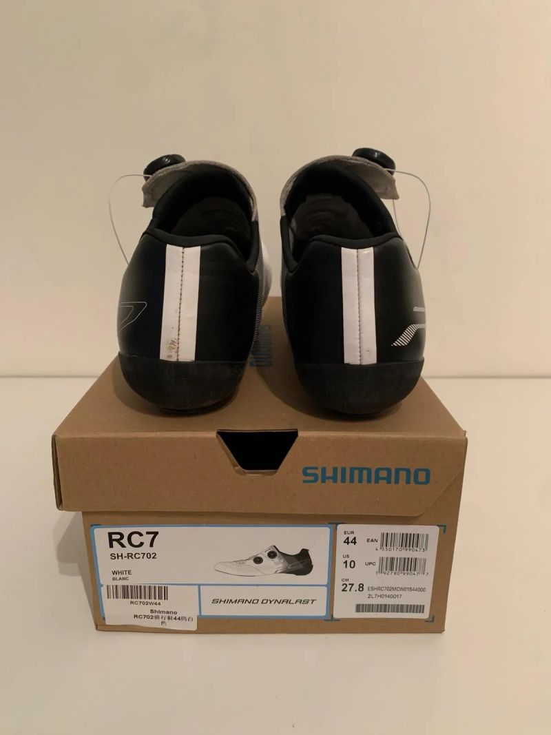 Prodám silniční cyklistické tretry Shimano RC7 vel. 44