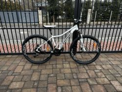 Prodám dámské kolo Cannondale Tango 27,5