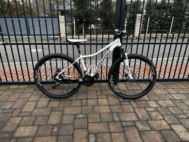 Prodám dámské kolo Cannondale Tango 27,5