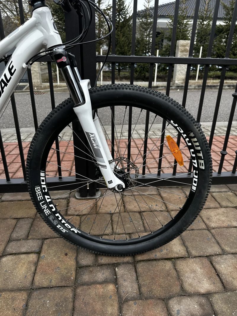 Prodám dámské kolo Cannondale Tango 27,5
