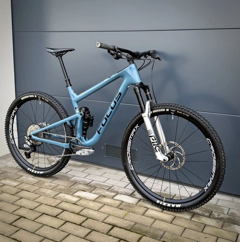 Focus JAM 8.9 NINE karbon, vel. L