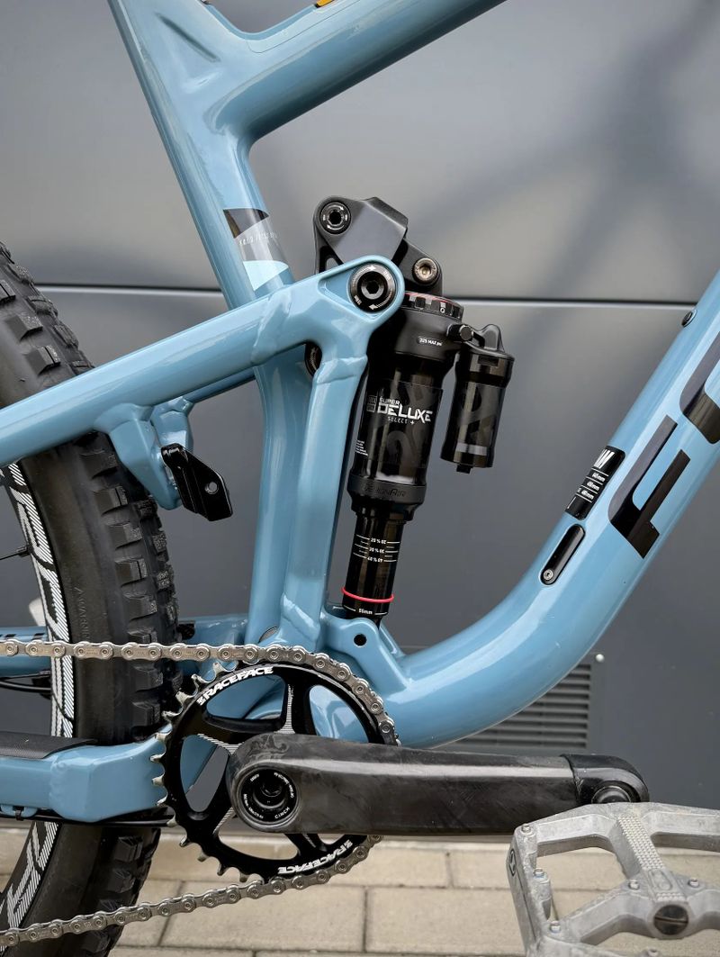 Focus JAM 8.9 NINE karbon, vel. L