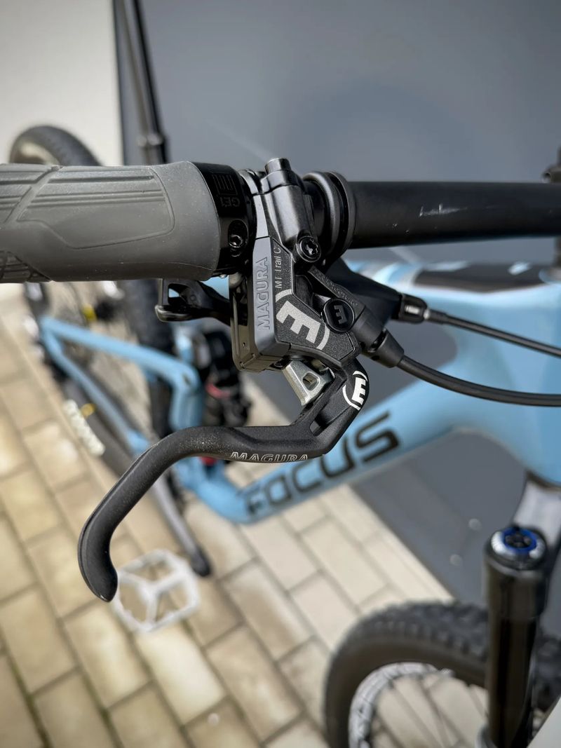 Focus JAM 8.9 NINE karbon, vel. L