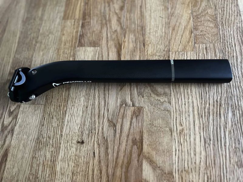 Pinarello Dogma F12 - sedlovka s offsetem (NOVÁ)