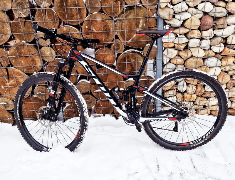 Pánské celoodpružené kolo Scott Spark