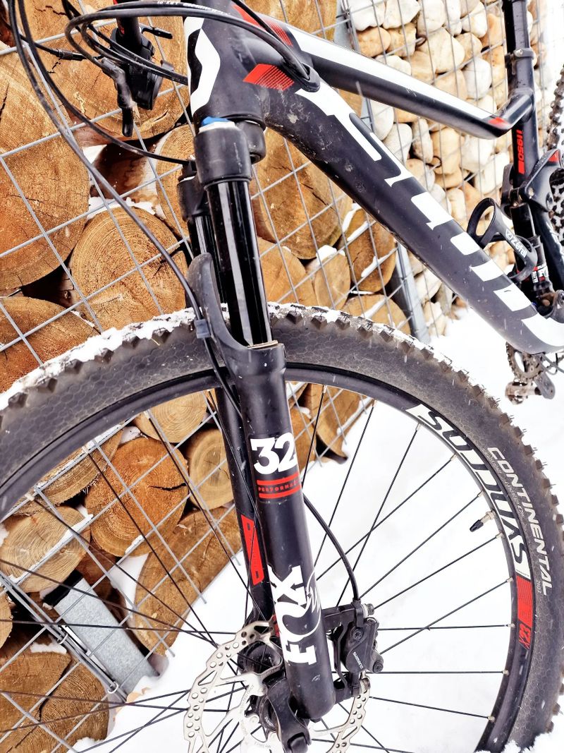 Pánské celoodpružené kolo Scott Spark