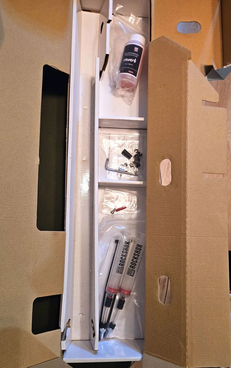 Teleskopická sedlovka po generálke: Rock Shox Reverb Stealth 150mm zdvih, 30.9mm priemer