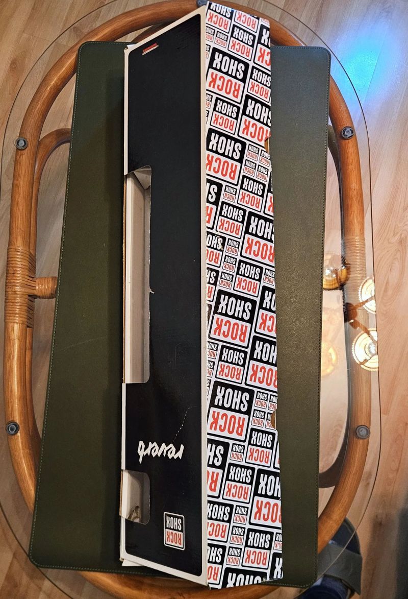 Teleskopická sedlovka po generálke: Rock Shox Reverb Stealth 150mm zdvih, 30.9mm priemer