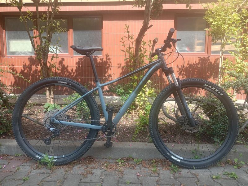 Horské kolo Liv Tempt 1, velikost M