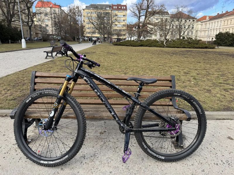 Custom skladaný Dartmoor hornet 26X