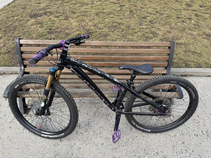 Custom skladaný Dartmoor hornet 26X