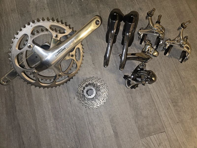 Shimano Ultegra 6600, campagnolo veloce