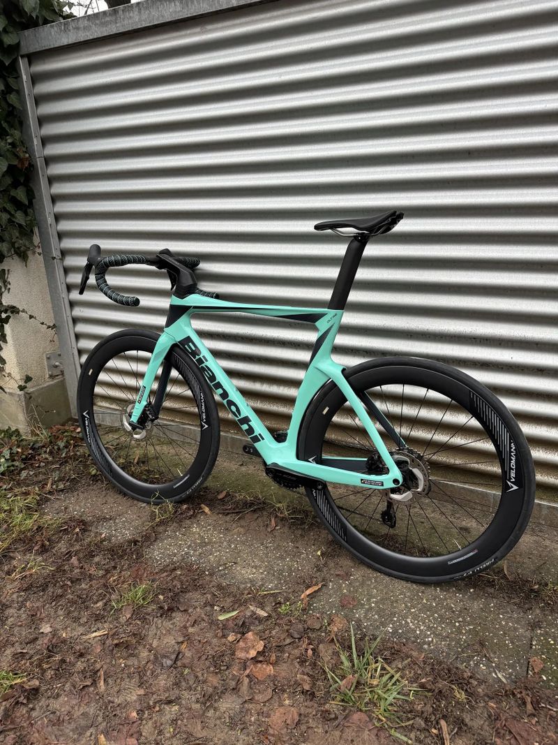 Bianchi Oltre - Shimano Di2 2x12, ZÁNOVNÍ STAV, WATTMETR