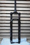 Vidlice 29” Rock Shox Yari/Lyrik Charger 2.1 RC2 130 mm „Upgrade SKF“