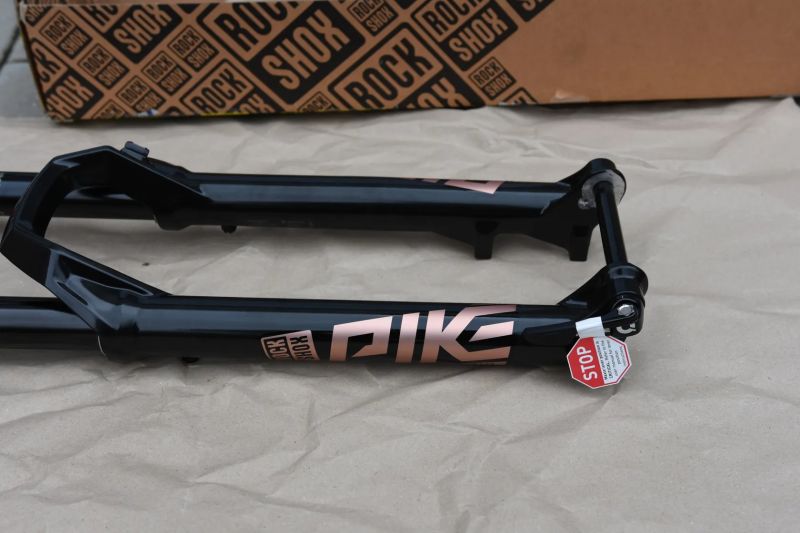 Vidlice RockShox Pike Select+ Charger 3 RC2 Debon Air+ 29" 130 mm "Nová"