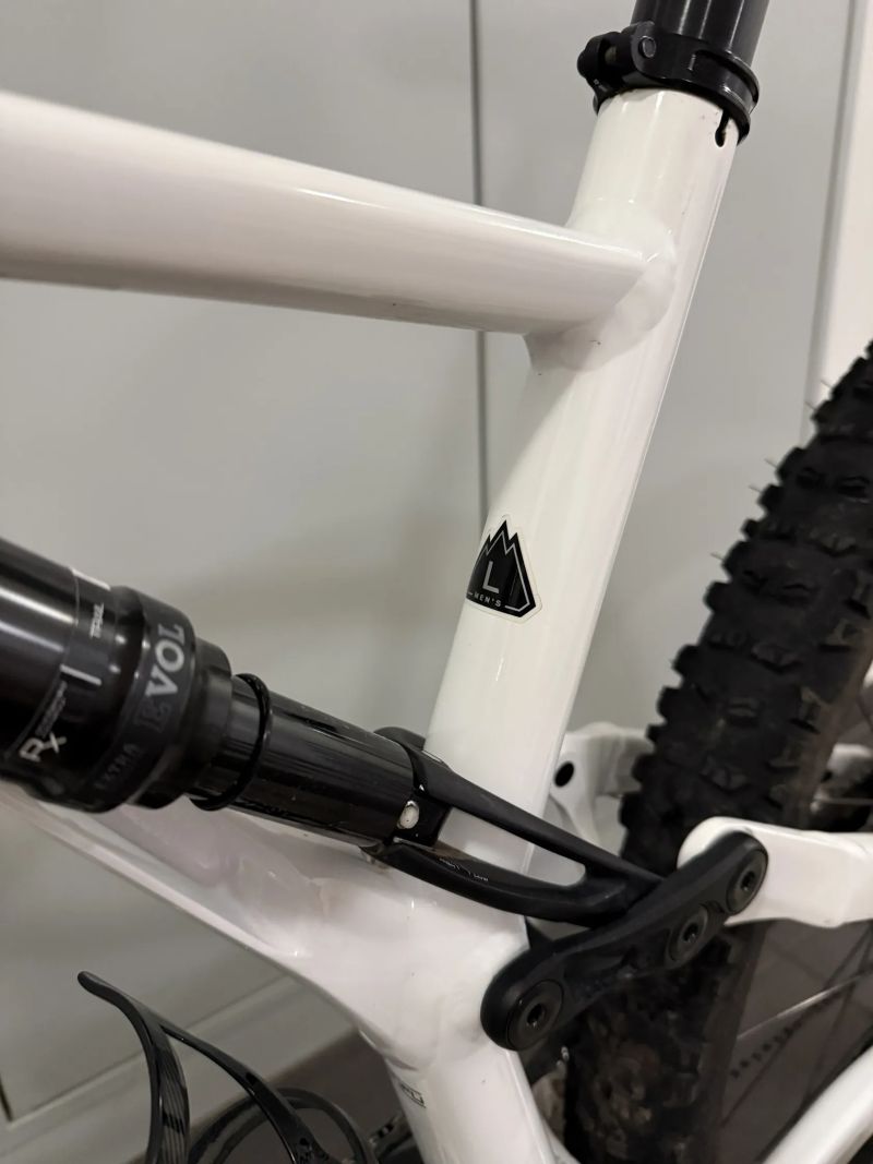 Specialized Stumpjumper Comp Alloy 29 – vel. L – 12s – upgrade brzdy – top stav