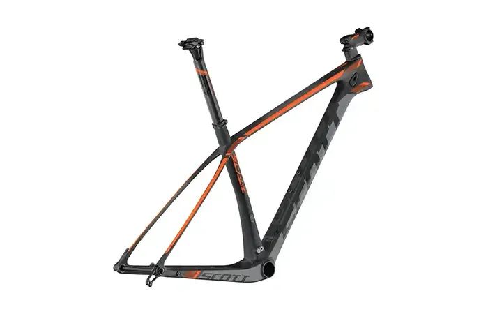 NOVÝ nepoužitý karbonový rám Scott Scale 710 pro kola 27,5er ve velikost M / boost pevná osa 12x148