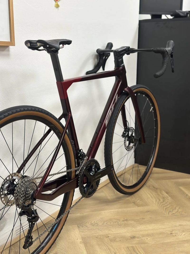 BH RX TEAM (karbon, M)