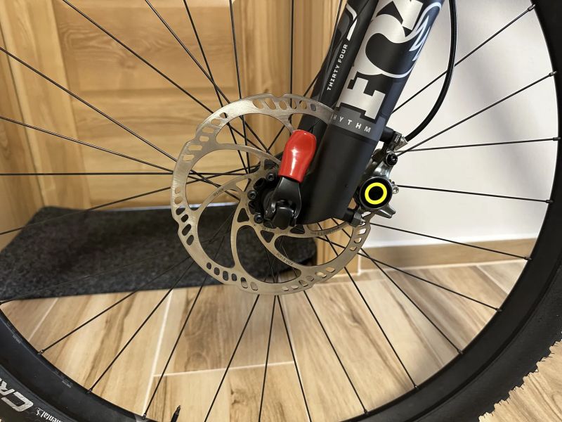 Ghost Lector FC World Cup, vel L., Super výbava za 50% ceny !