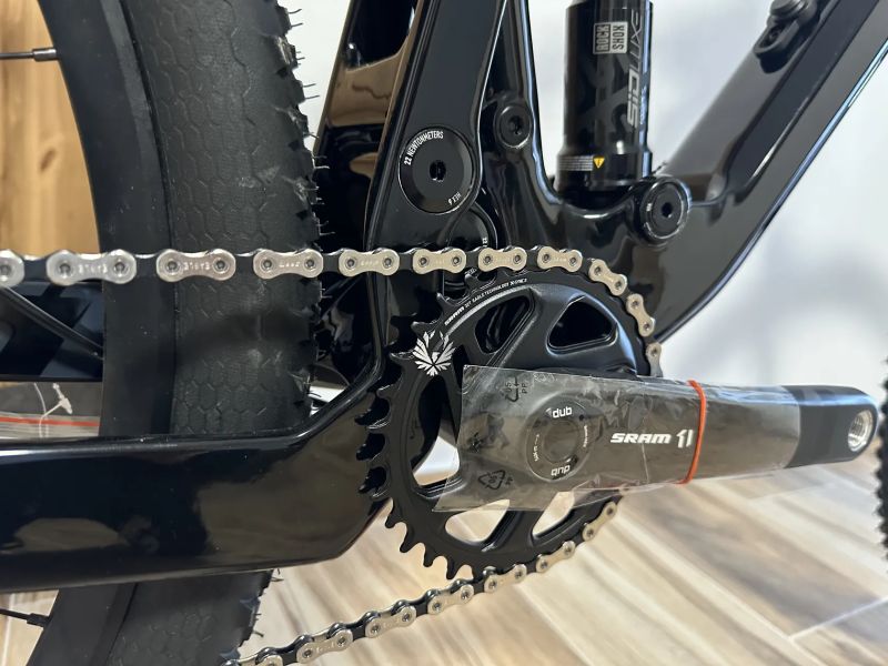 Ghost Lector FC World Cup, vel L., Super výbava za 50% ceny !