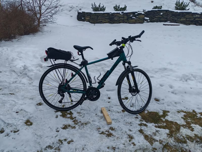 Kellys trekové kolo