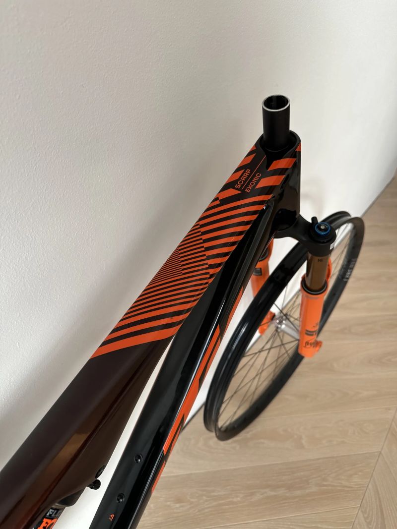 Rámová sada KTM Scarp Exonic ve vel. XL + karbonové výplety