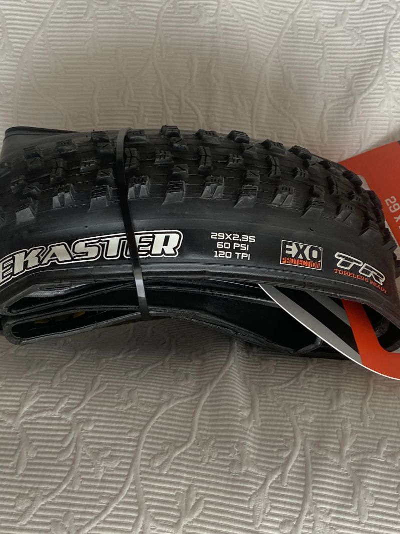 MAXXIS FOREKASTER 29x2,35 EXO TR NOVÝ