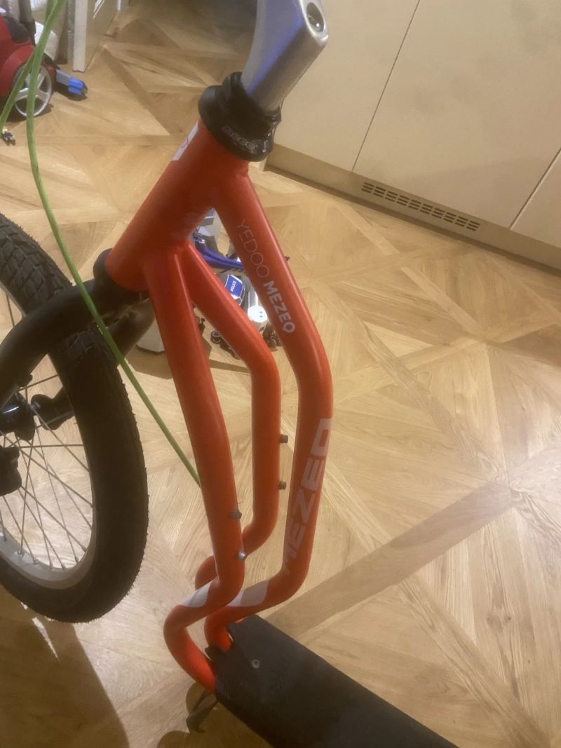 Yedoo/mezeq PC 8990 ted 3000! nejezdena