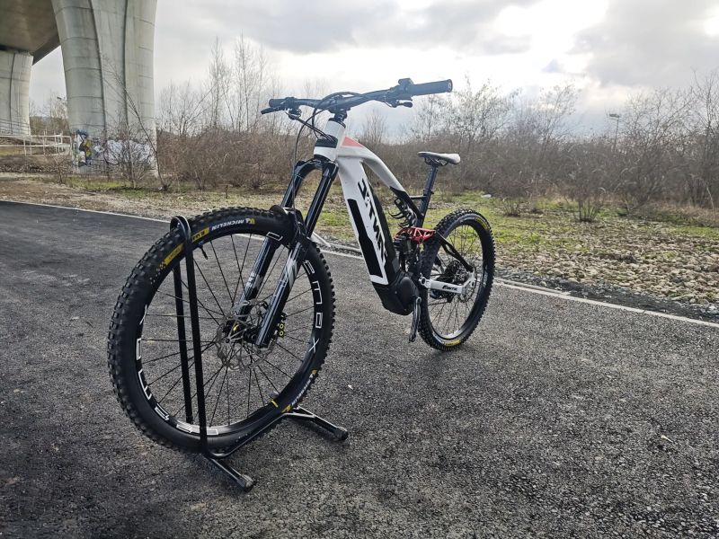 Enduro elektrokolo zn. Fantic XEF 1.9, model FANTIC RACING