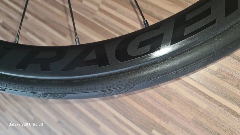 karbonová kola bontrager aeolus pro 3 sada