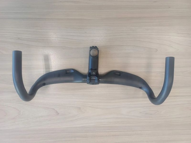 Prodám karbonová silniční řidítka Zipp Drop SL70 Aerodynamic, šíře 420mm