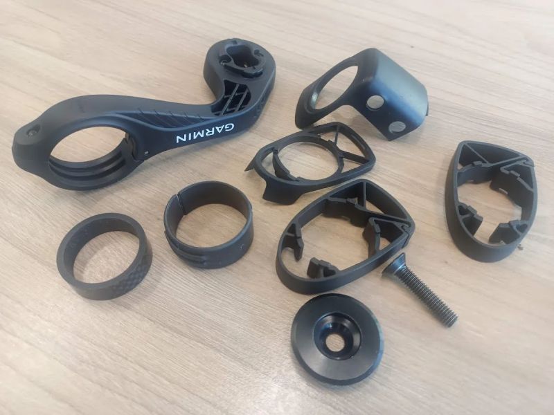 Prodám karbonová silniční řidítka Zipp Drop SL70 Aerodynamic, šíře 420mm