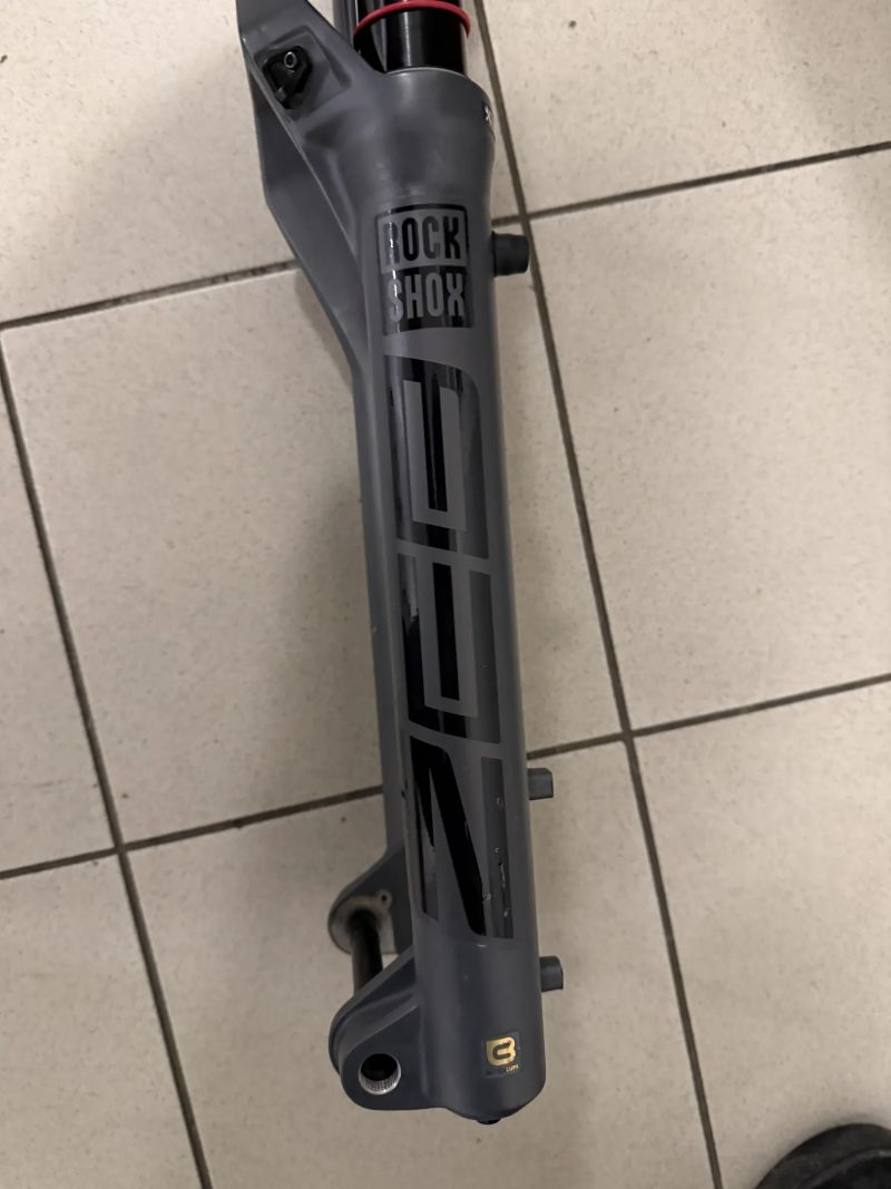  Prodám RockShox ZEB Ultimate Charger 3 RC2 160 mm (Boost 15×110, 29′′)