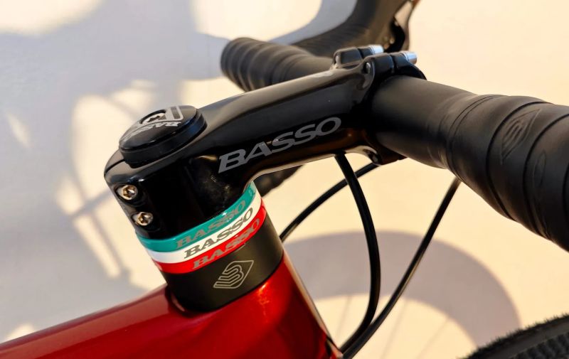 Prodám gravel karbonové kolo Basso Palta. Velikost S