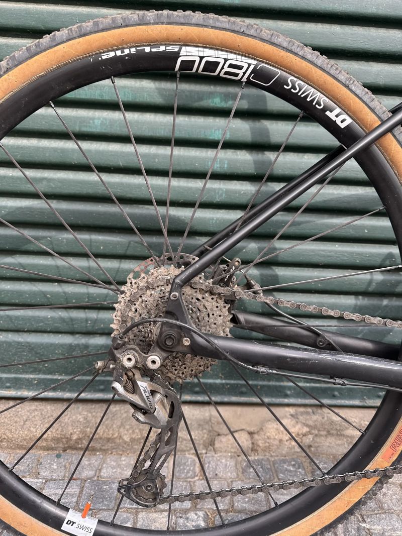 Specialized Sequoia 2018 (vel. M)