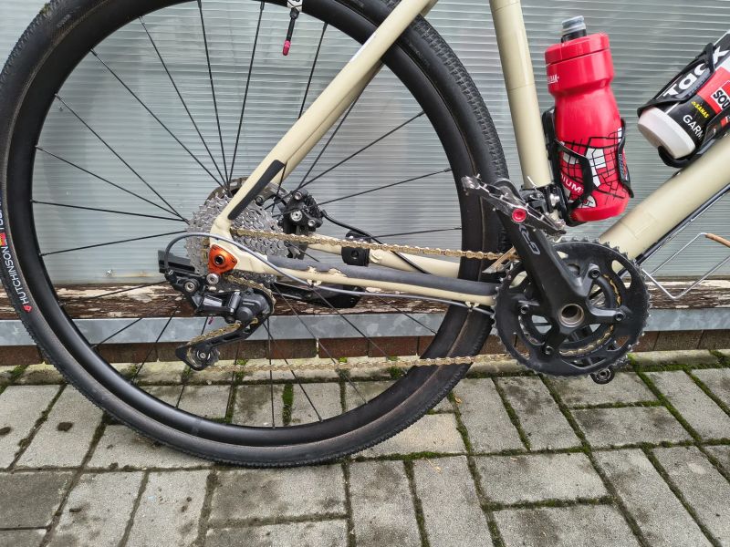 Gravel BC Flint s Fox vidlicí 