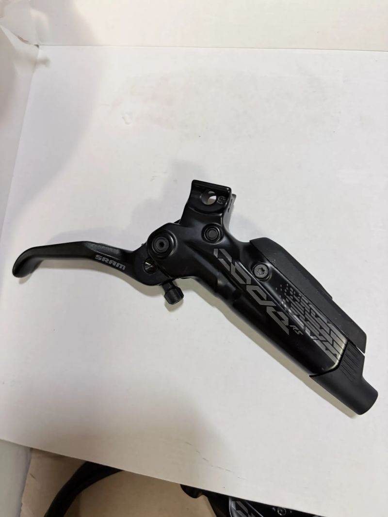 Brzdy komplet Sram Code RS + kotouče Sram Centerline 200 / 220 mm