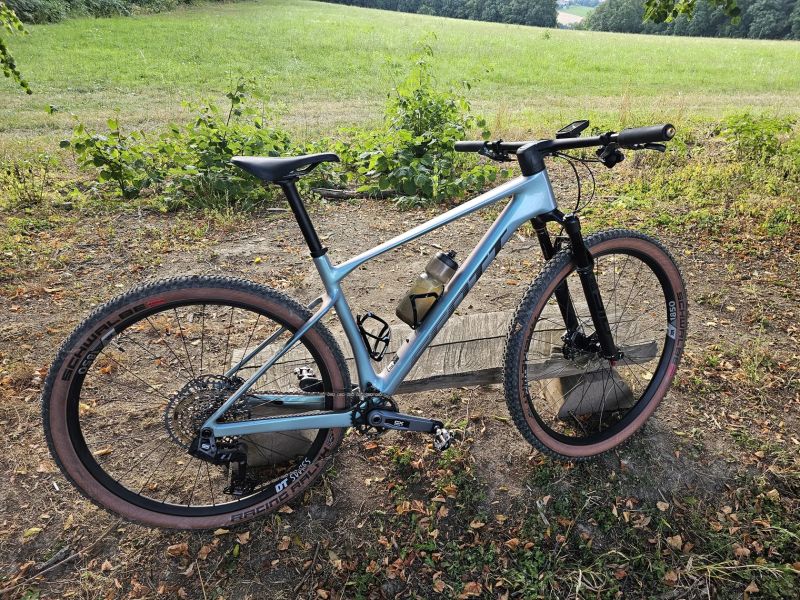 Zapletené kola DT Swiss XR1850