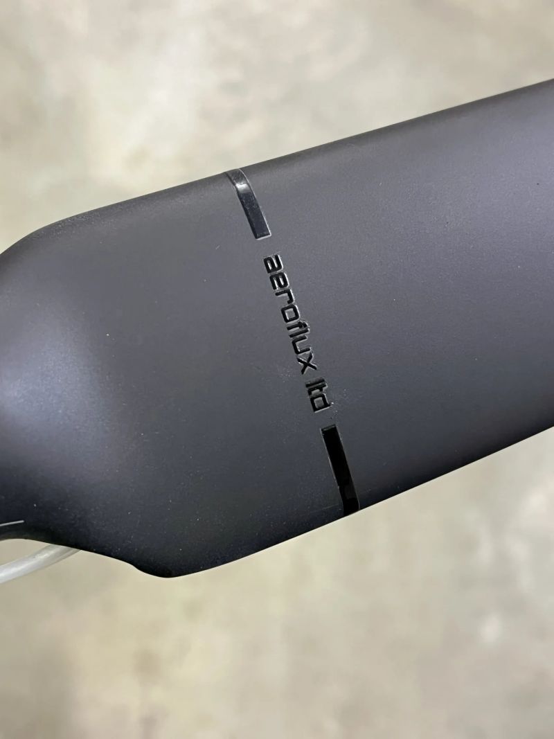 Karbonová aero řídítka 3T Aeroflux LTD, 420 mm - NOVÉ, NEJETÉ