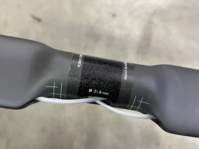 Karbonová aero řídítka 3T Aeroflux LTD, 420 mm - NOVÉ, NEJETÉ