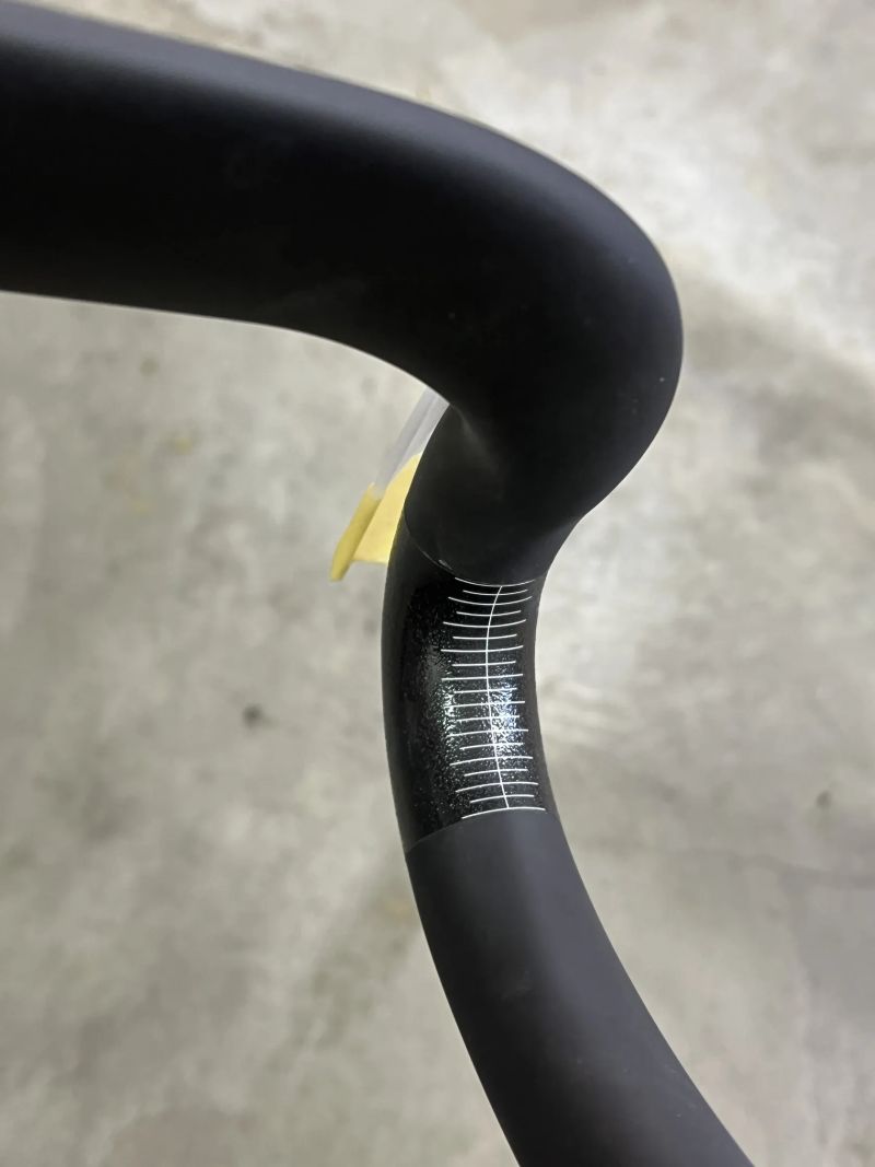 Karbonová aero řídítka 3T Aeroflux LTD, 420 mm - NOVÉ, NEJETÉ