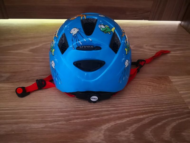 Dětská helma Uvex