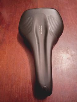 ERGON sedlo SR Allroad Core Comp Men M/L černá/šedá