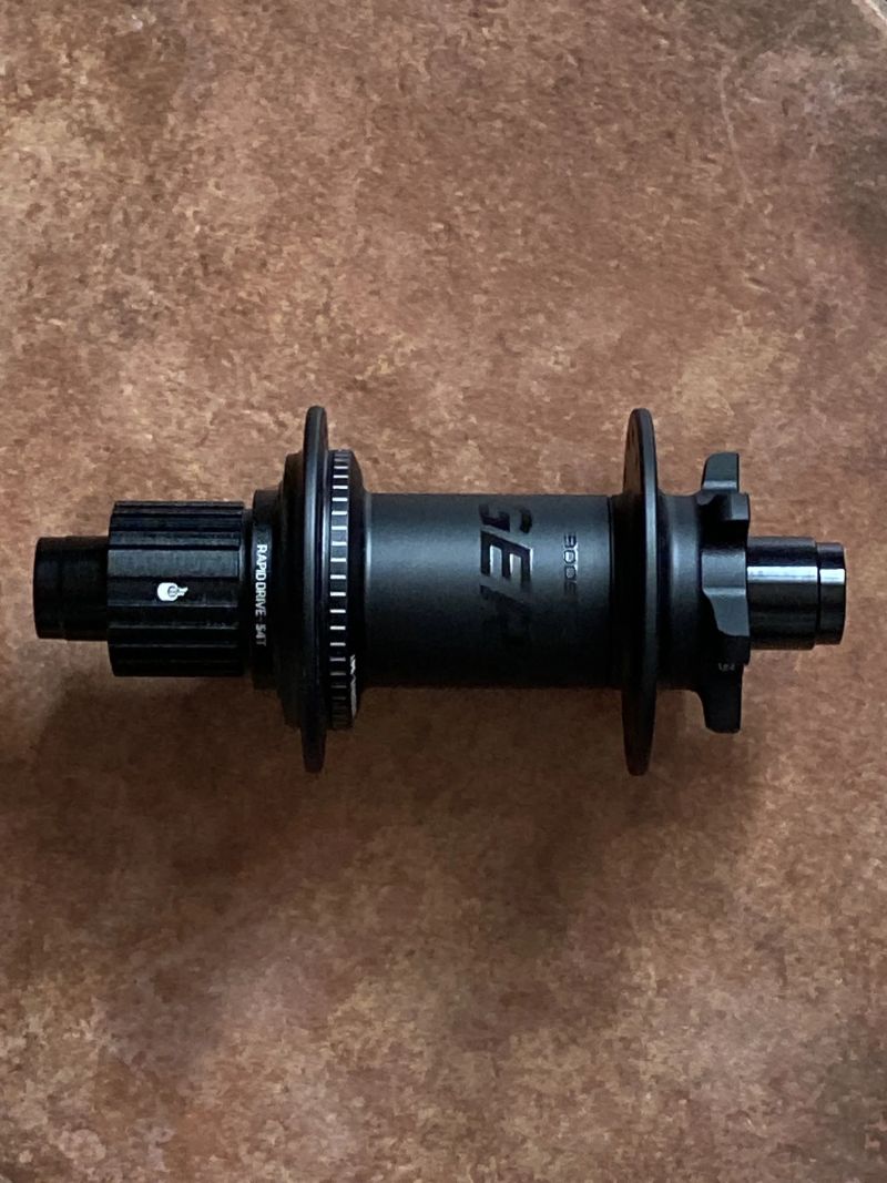 NOVÝ NÁBOJ BONTRAGER ELITE Boost Microspline