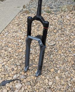 Vidlice Rockshox ZEB Ultimate 180 | TOP