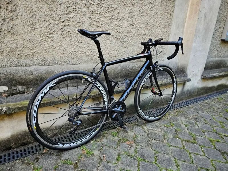 Focus Izalco Race 9.8 Ultegra