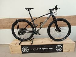 Trek Procaliber 9.7 karbonová kola bontrager